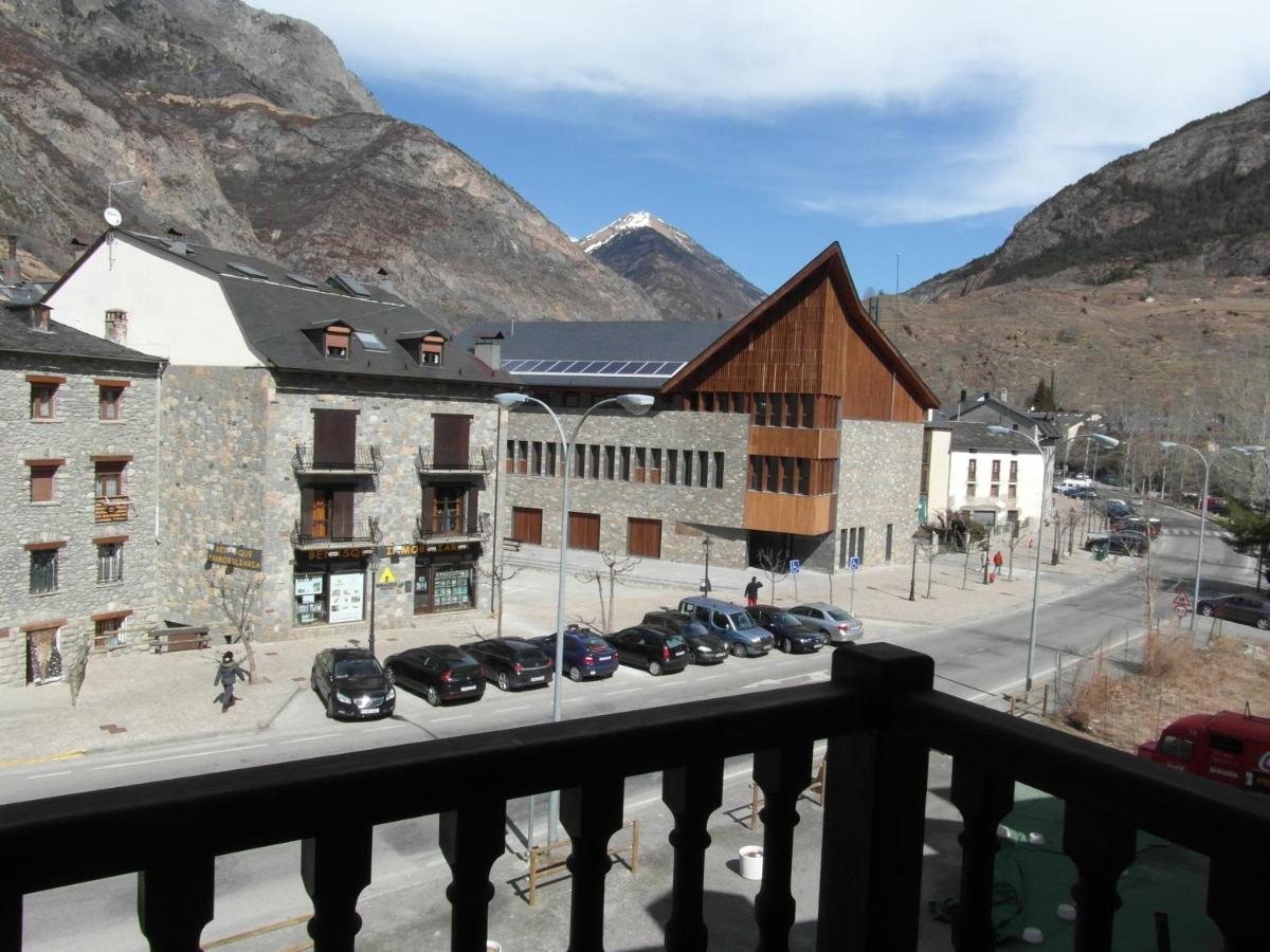 Apartamentos Los Lagos Benasque Exterior foto